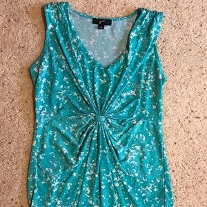 Sleeveless non iron blouse